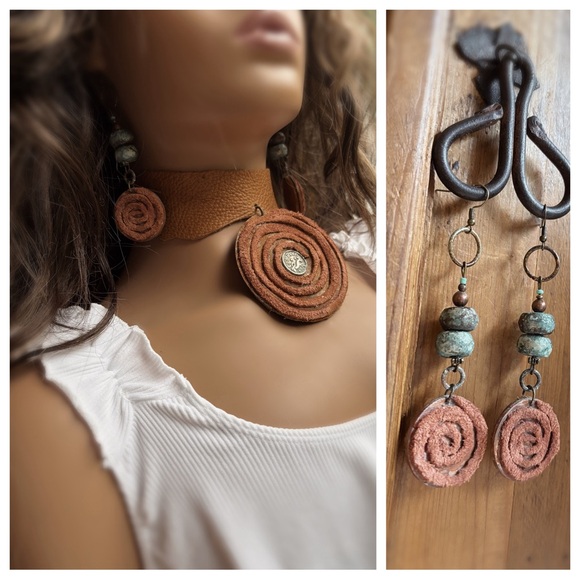 Capricorn  Necklace and Earrings Set - Picture 2 of 11